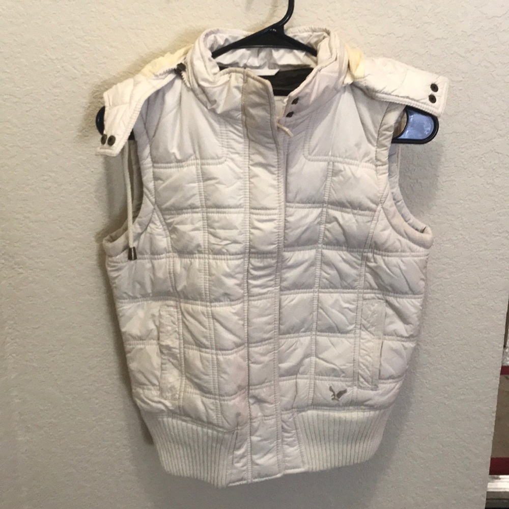 American Eagle Vest with removable hood